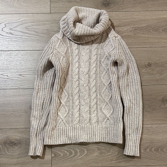 Abercrombie & Fitch Sweaters - Abercrombie & Fitch Beige Cable Knit Turtleneck Sweater